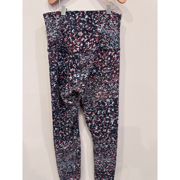 Lululemon Leggings Size 4 – Speckled Floral Print - Picture 1 of 3